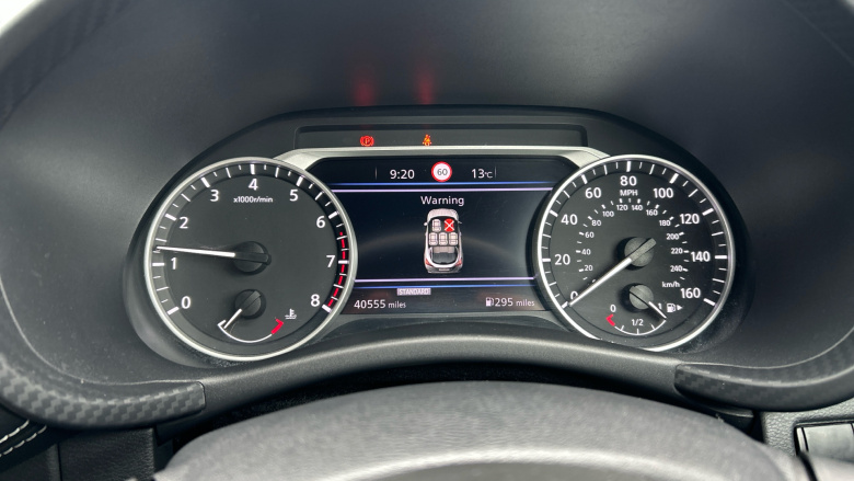 Nissan Juke 1.0 DiG-T 114 N-Connecta 5dr Petrol Hatchback